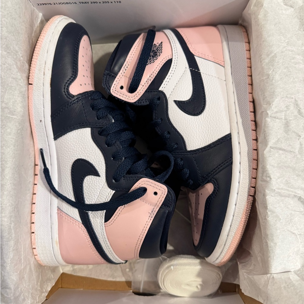 Wmns Air Jordan 1 Retro High OG SE 'Bubble Gum'